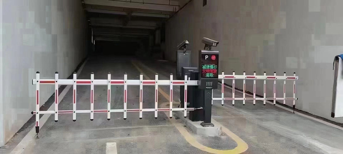 车牌智能识别一体机-栅栏道闸-车牌自动识别系统