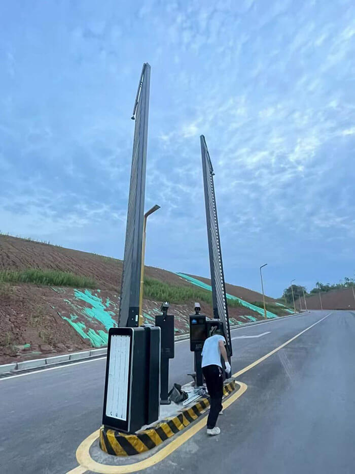 停车场智能管理车牌识别系统-广告道闸车牌识别系统